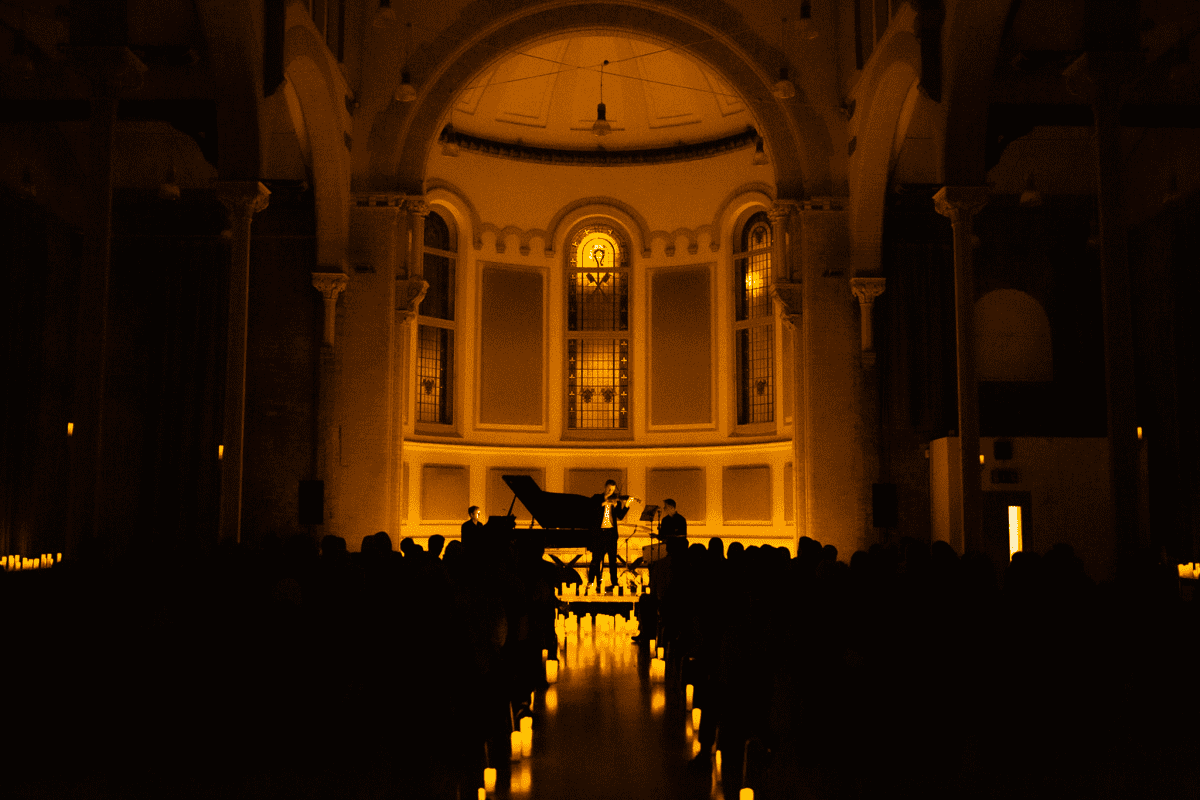 St Halle Peters illuminated by candlelight