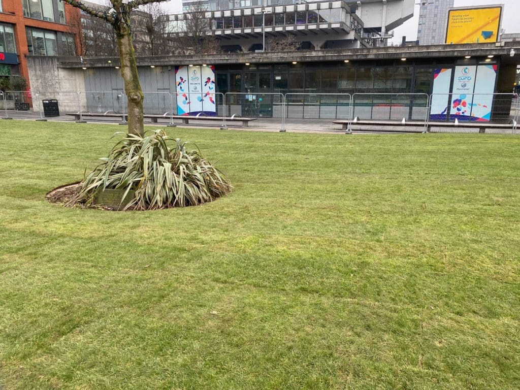 piccadilly-gardens-new-turf-laid