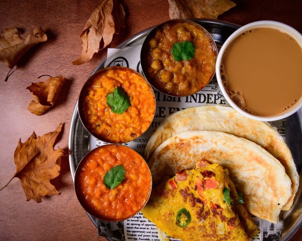 chaiiwala-desi-breakfast-of-masala-omelette-roti-dhal-and-chai-tea