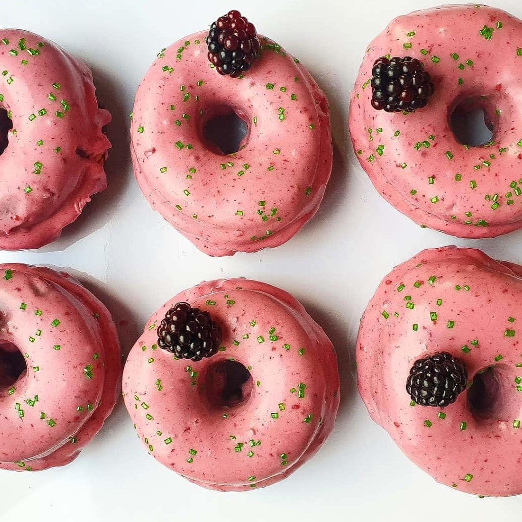 raspberry-topped-doughnuts-dghnt-mcr-valentines-gift-ideas-manchester