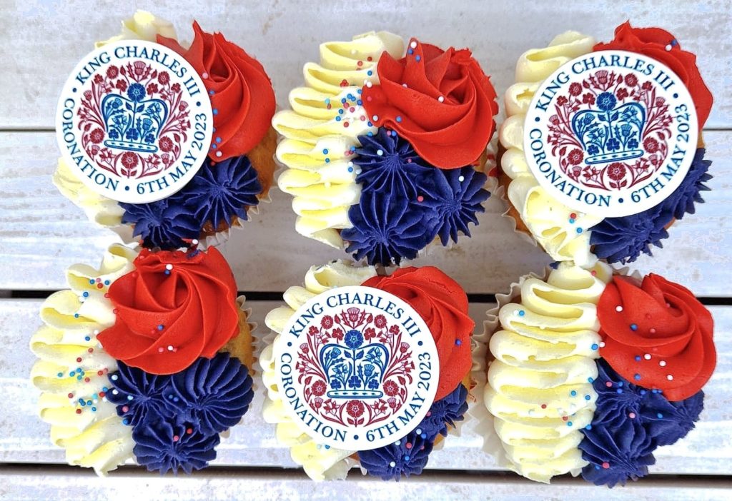 alexs-bakery-coronation-cupcakes-with-blue-red-white-icing