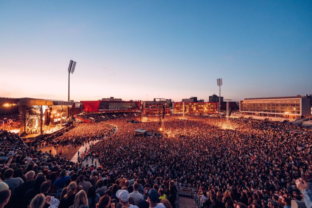 Foo Fighters Will Play Emirates Old Trafford In Manchester In 2024