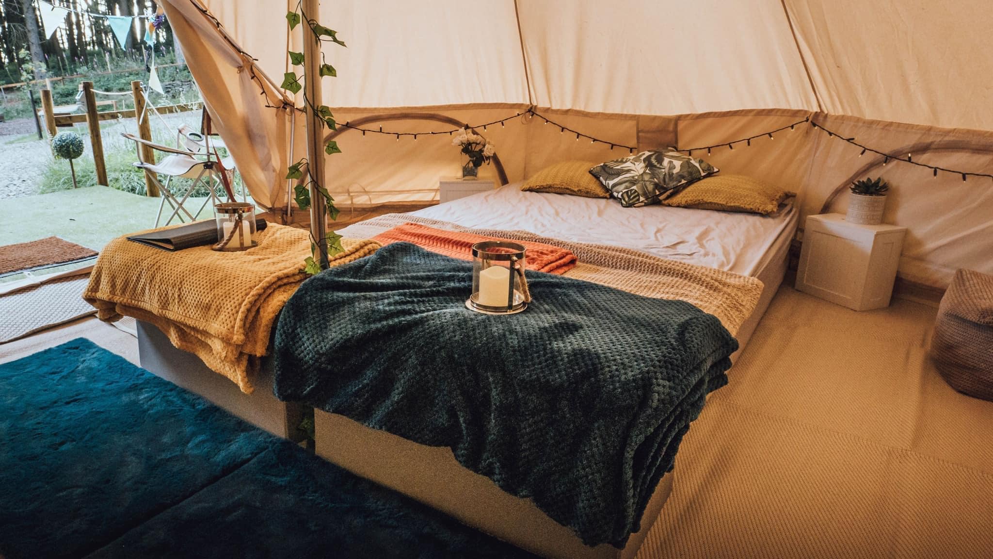 dearden-wood-teepee-glamping-tent-bed
