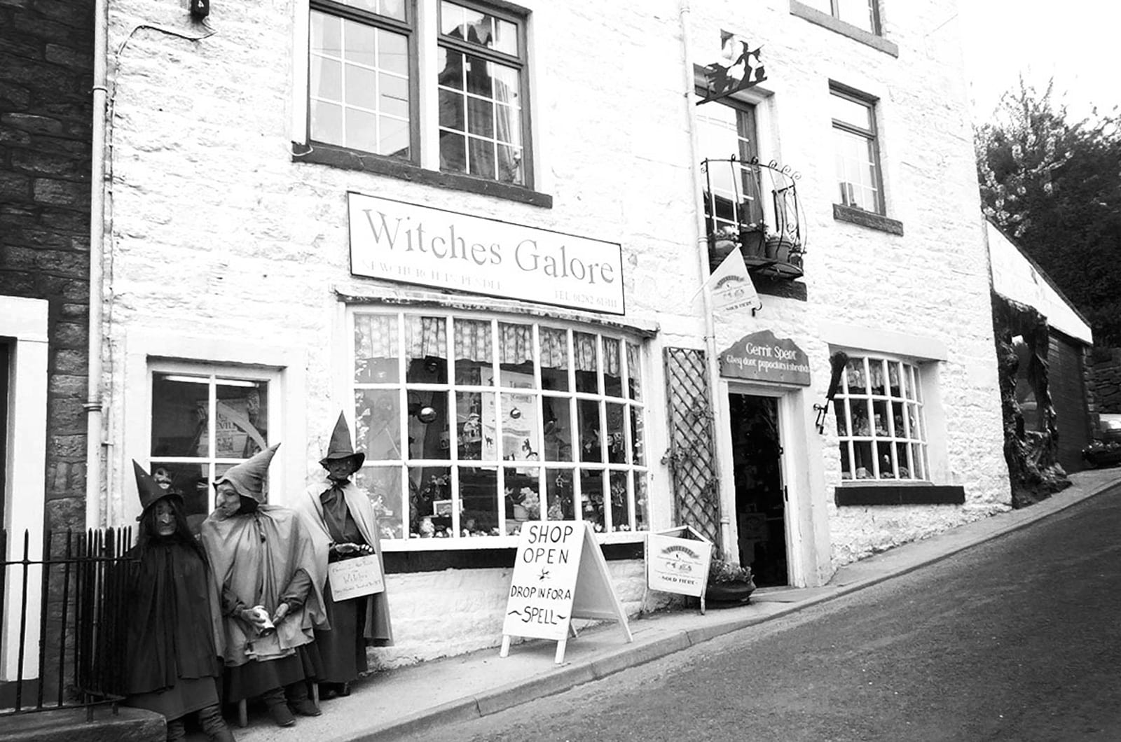 witches-galore-shop-pendle-